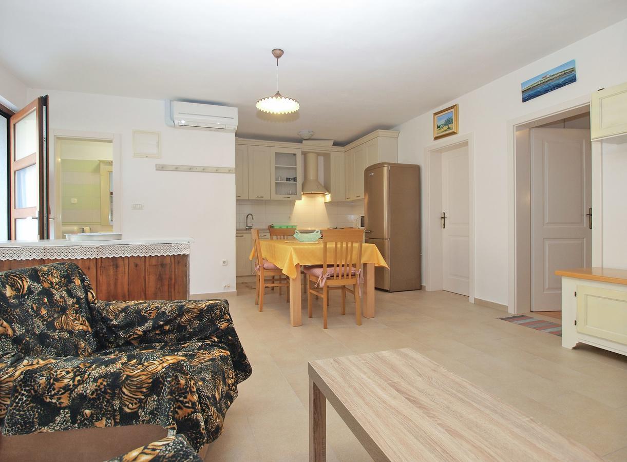 Apartments Ana 1707 Banjole Kültér fotó
